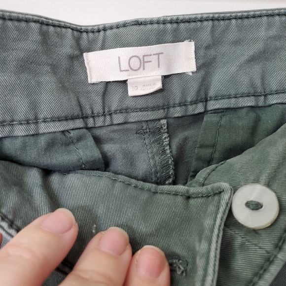 Green Khaki style pants - Picture 3 of 5